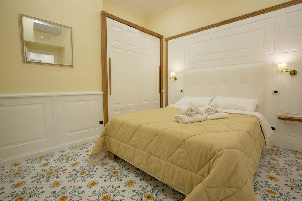 La Corte Dei Borboni