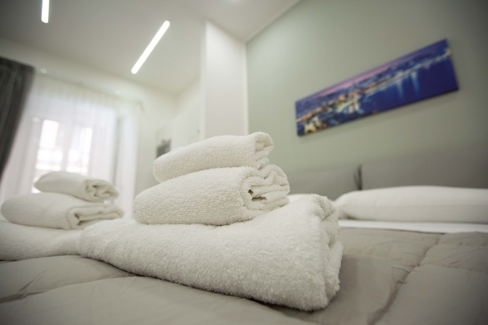 La Corte Dei Borboni