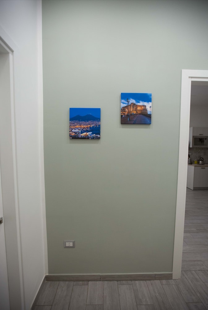 La Corte Dei Borboni