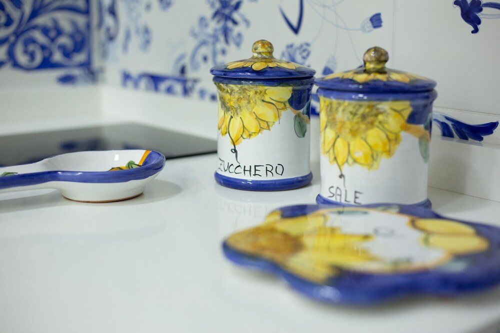 La Corte Dei Borboni