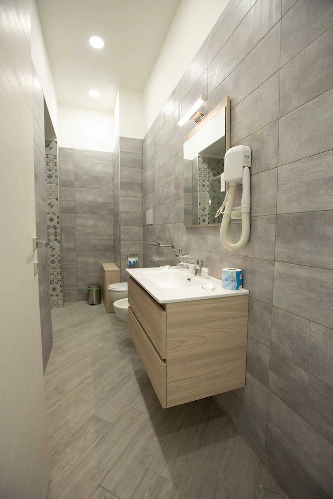 La Corte Dei Borboni