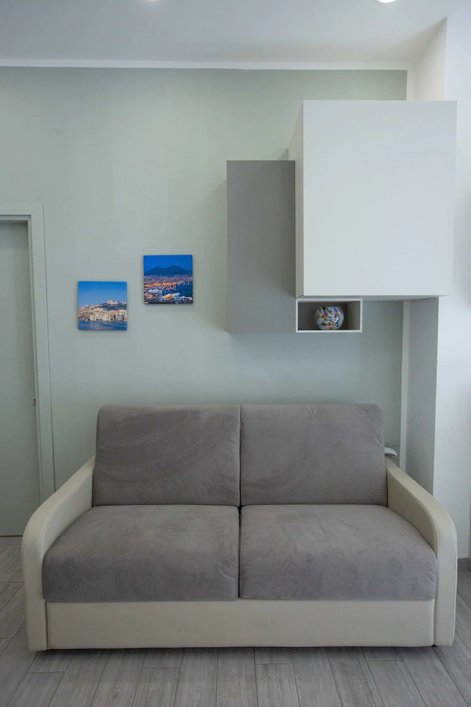 La Corte Dei Borboni