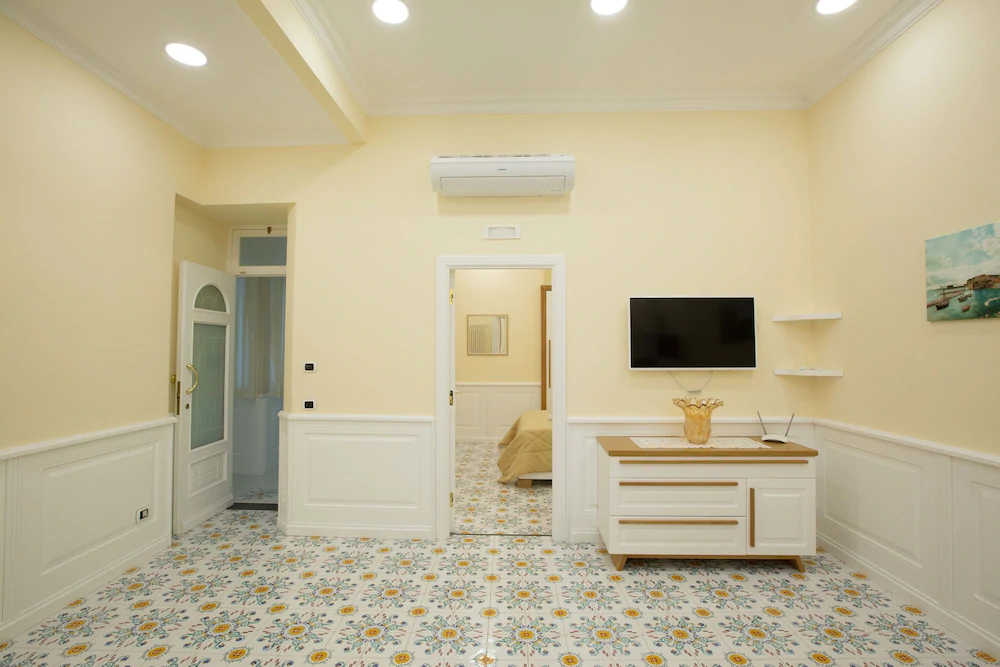 La Corte Dei Borboni