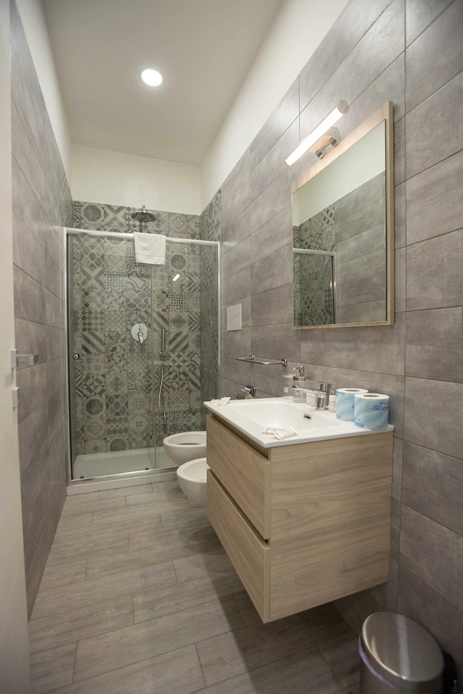 La Corte Dei Borboni