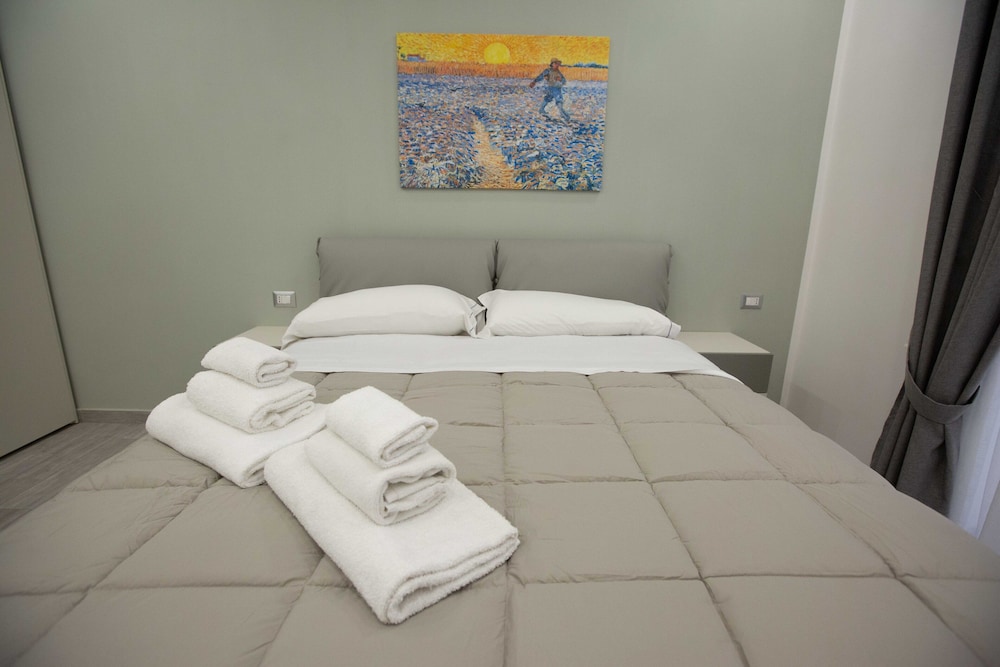 La Corte Dei Borboni