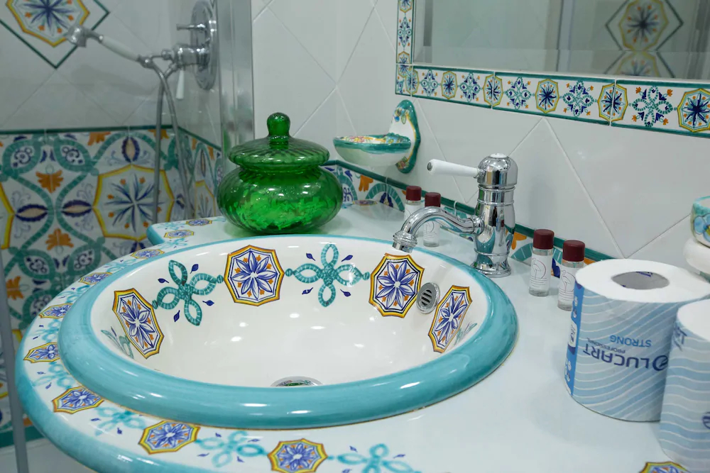 La Corte Dei Borboni