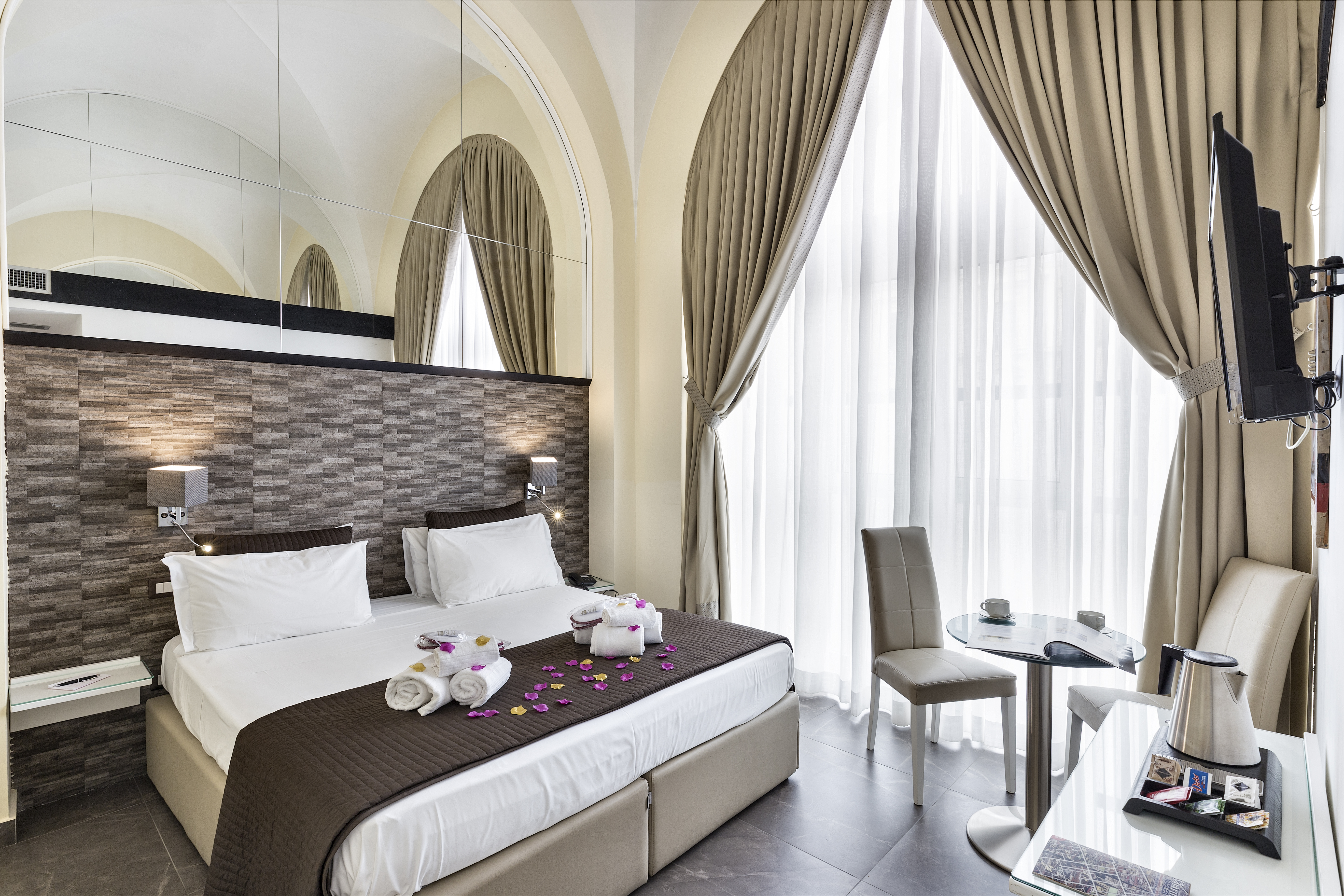 Piazza Carità Boutique Hotel