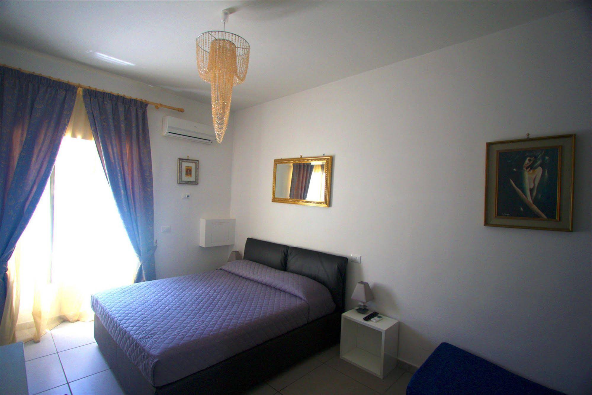 Megaride Santa Lucia