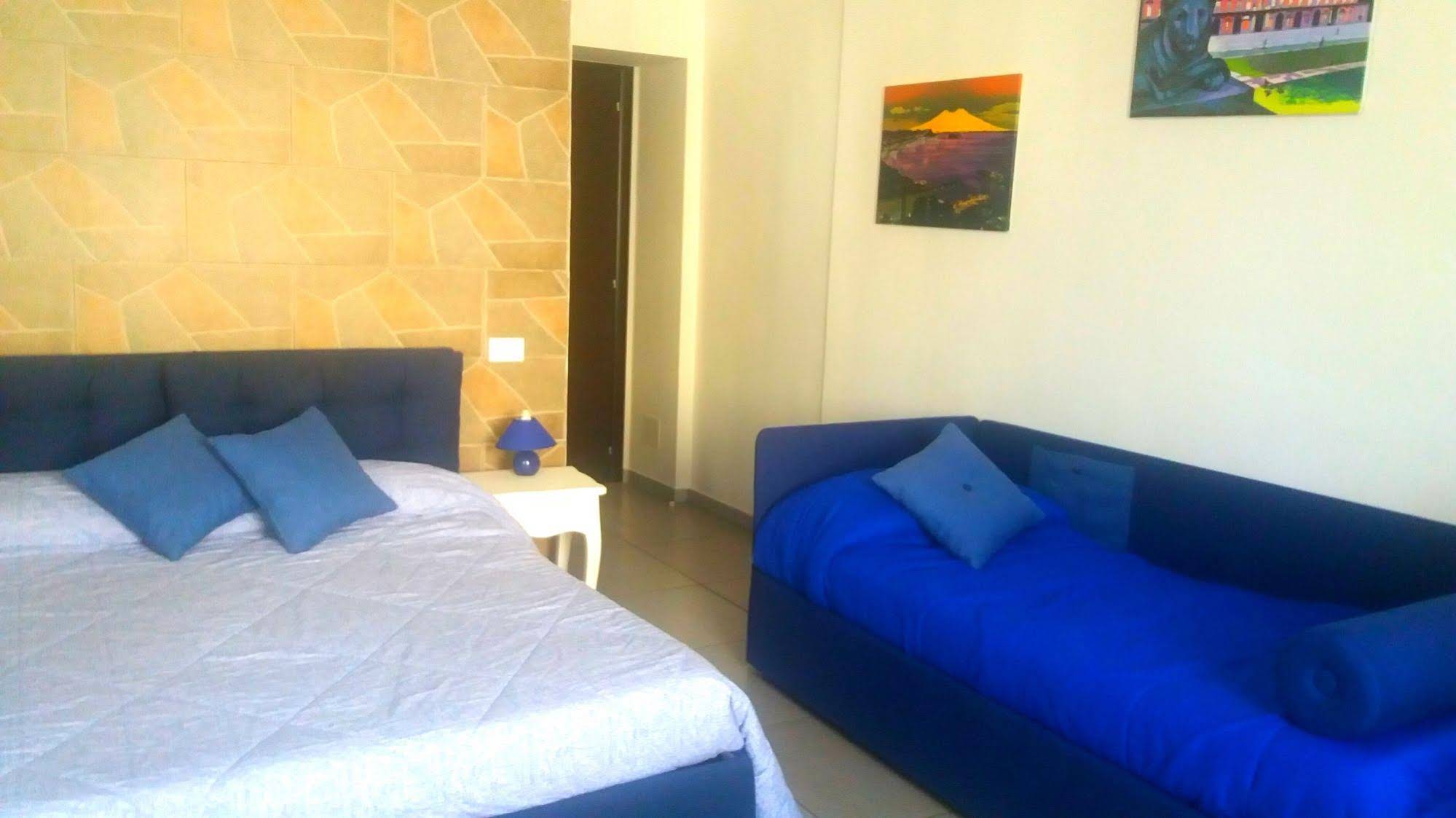 Megaride Santa Lucia