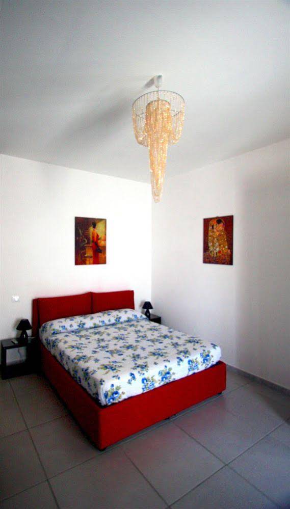 Megaride Santa Lucia