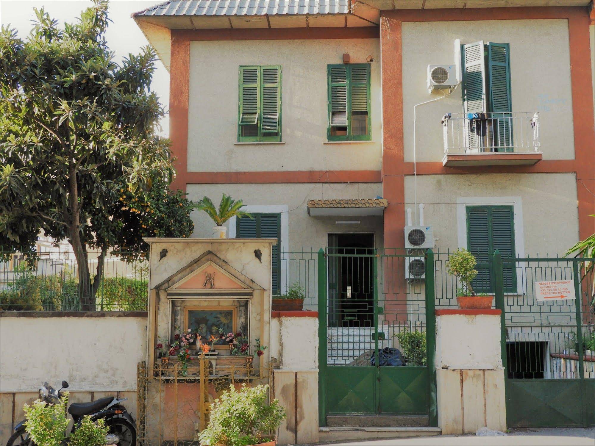 Naples Experience - Hostel