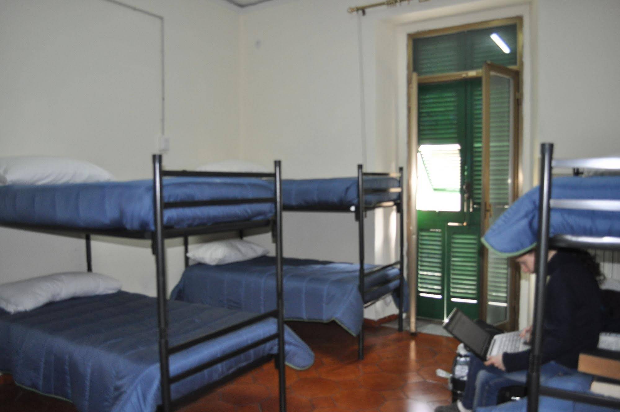 Naples Experience - Hostel