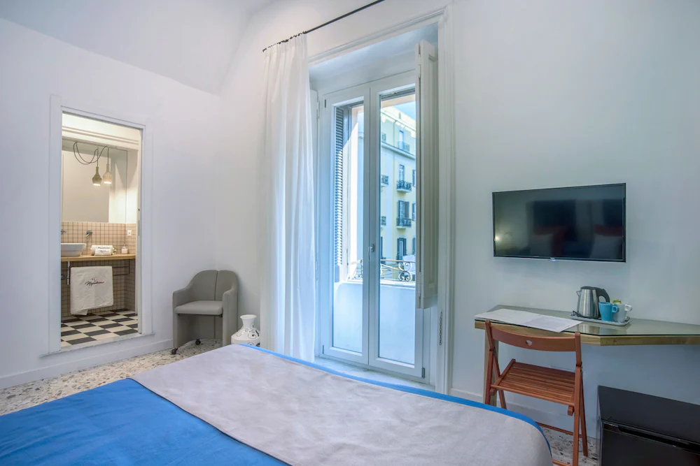 Napoliamo Guest House