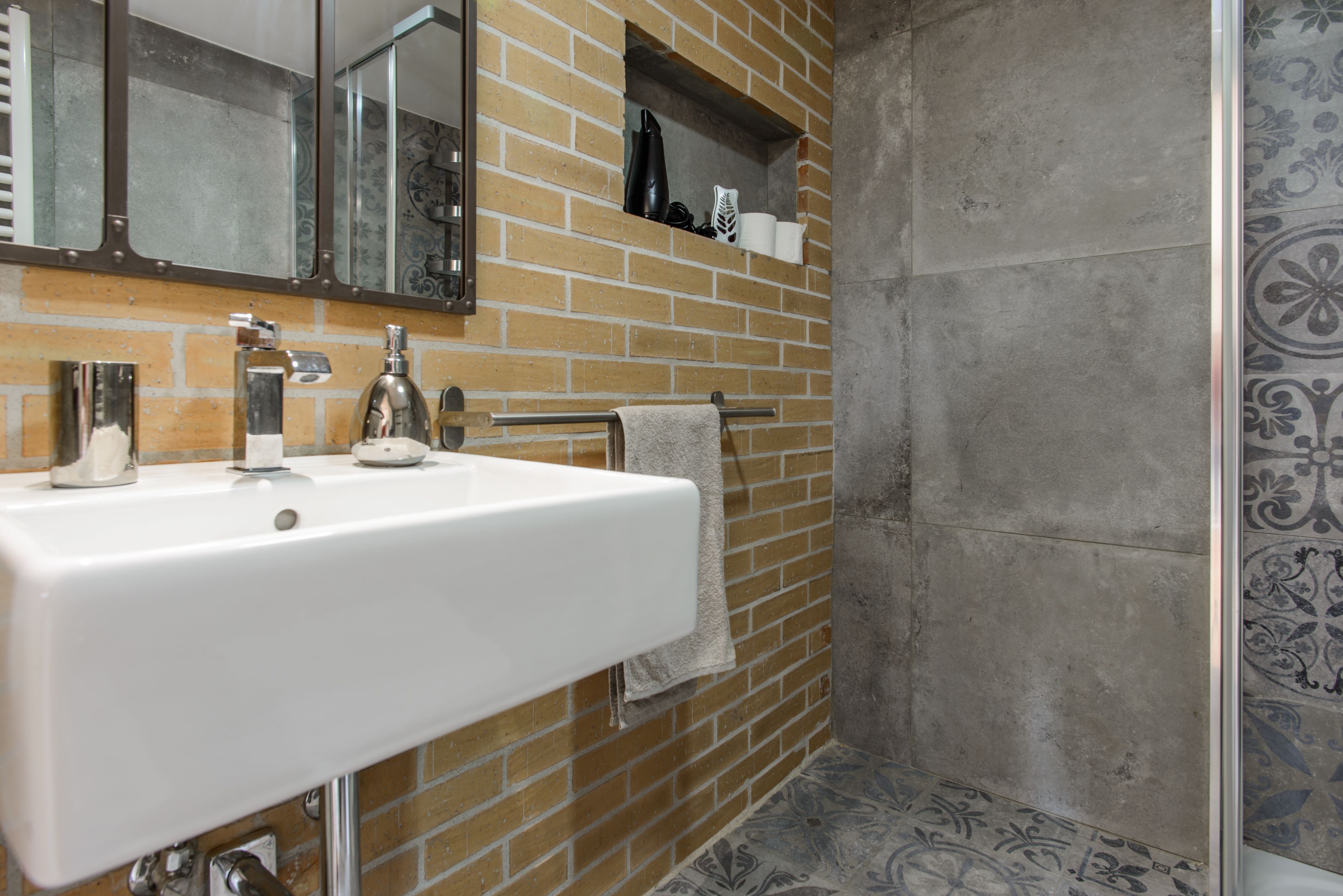 Stay In Naples Flats