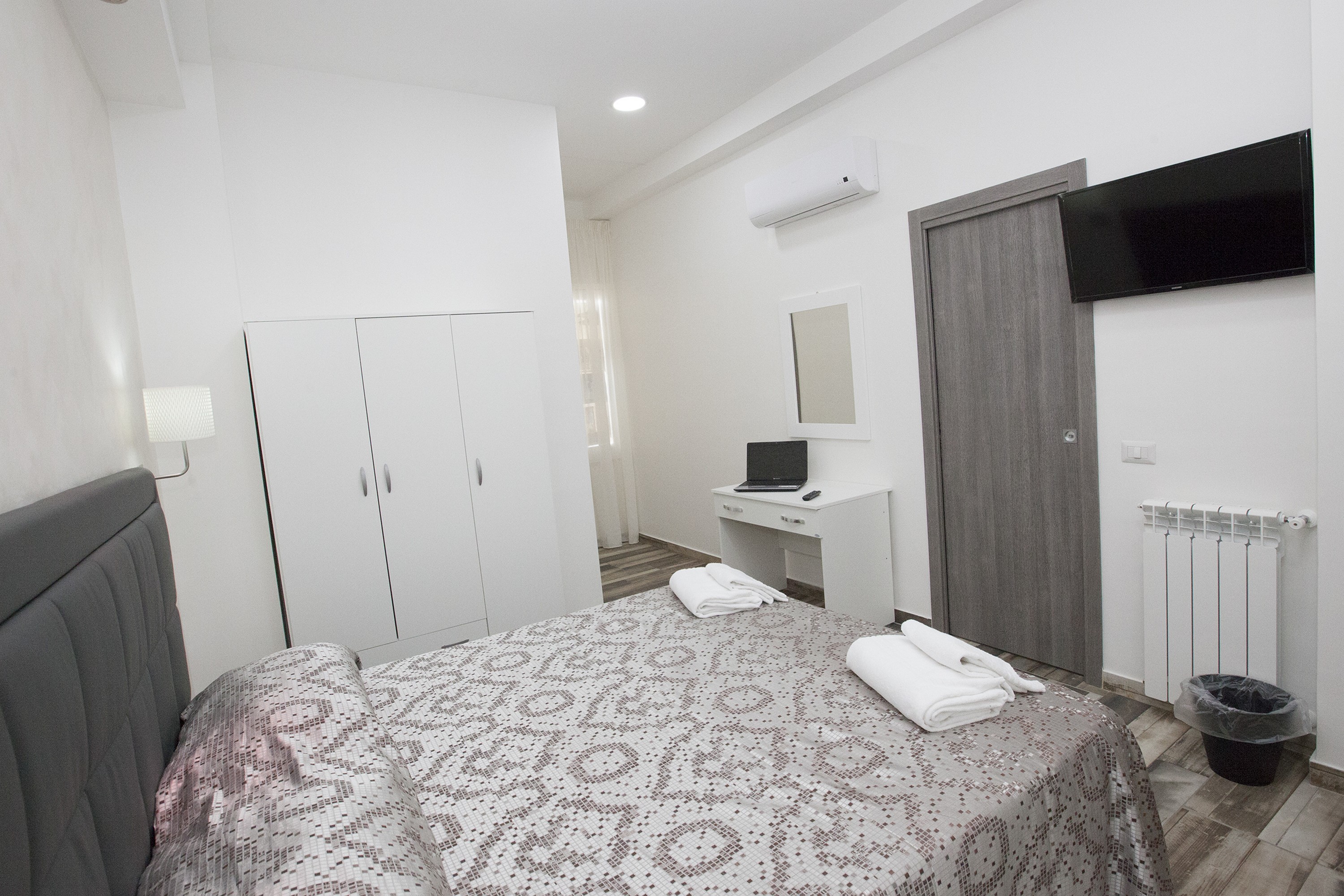 Napoli Garibaldi Square