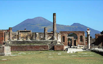 Napoli Squares Suites