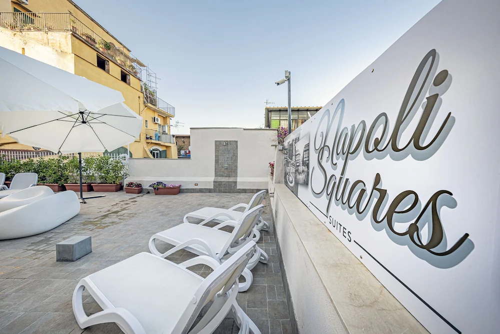 Napoli Squares Suites