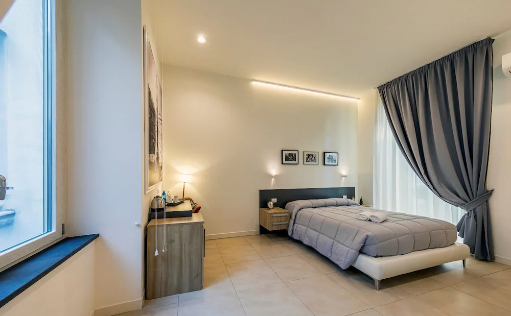 Napoli Squares Suites