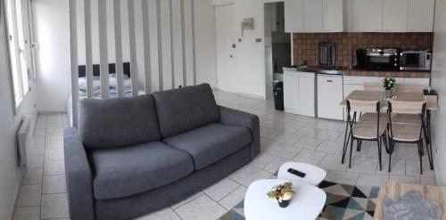 Napoli Storia E Mare