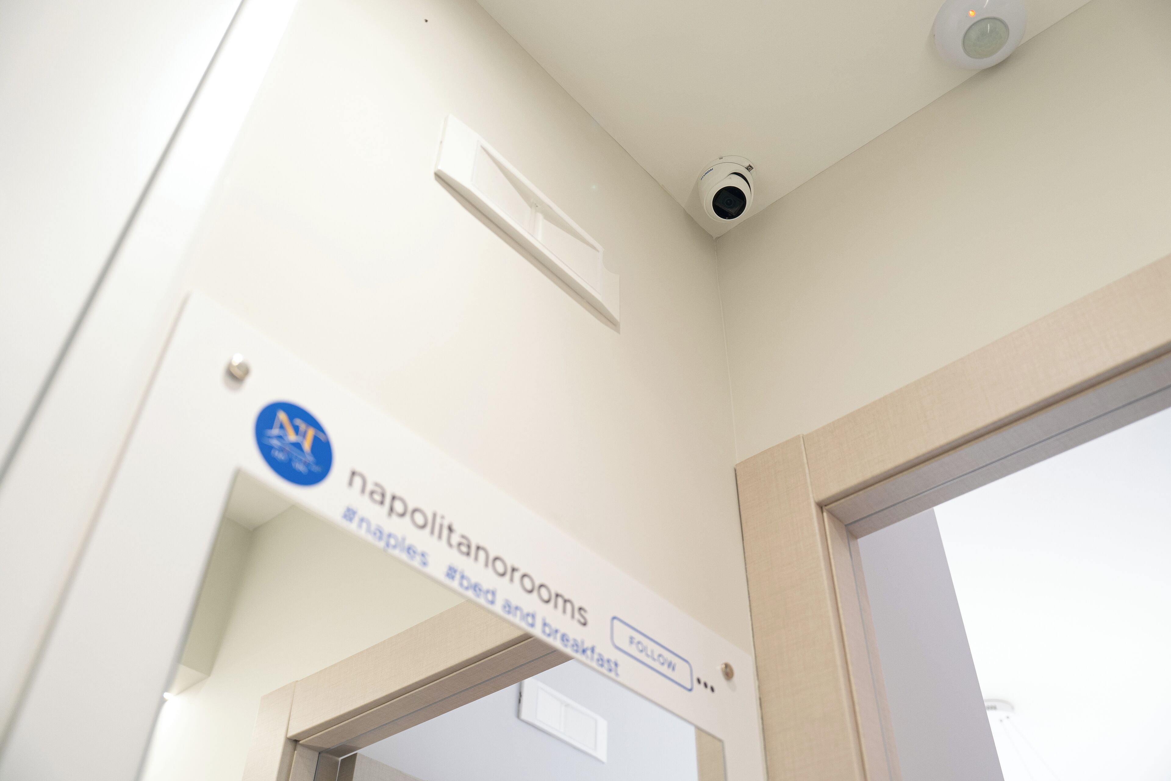Napolitano Rooms