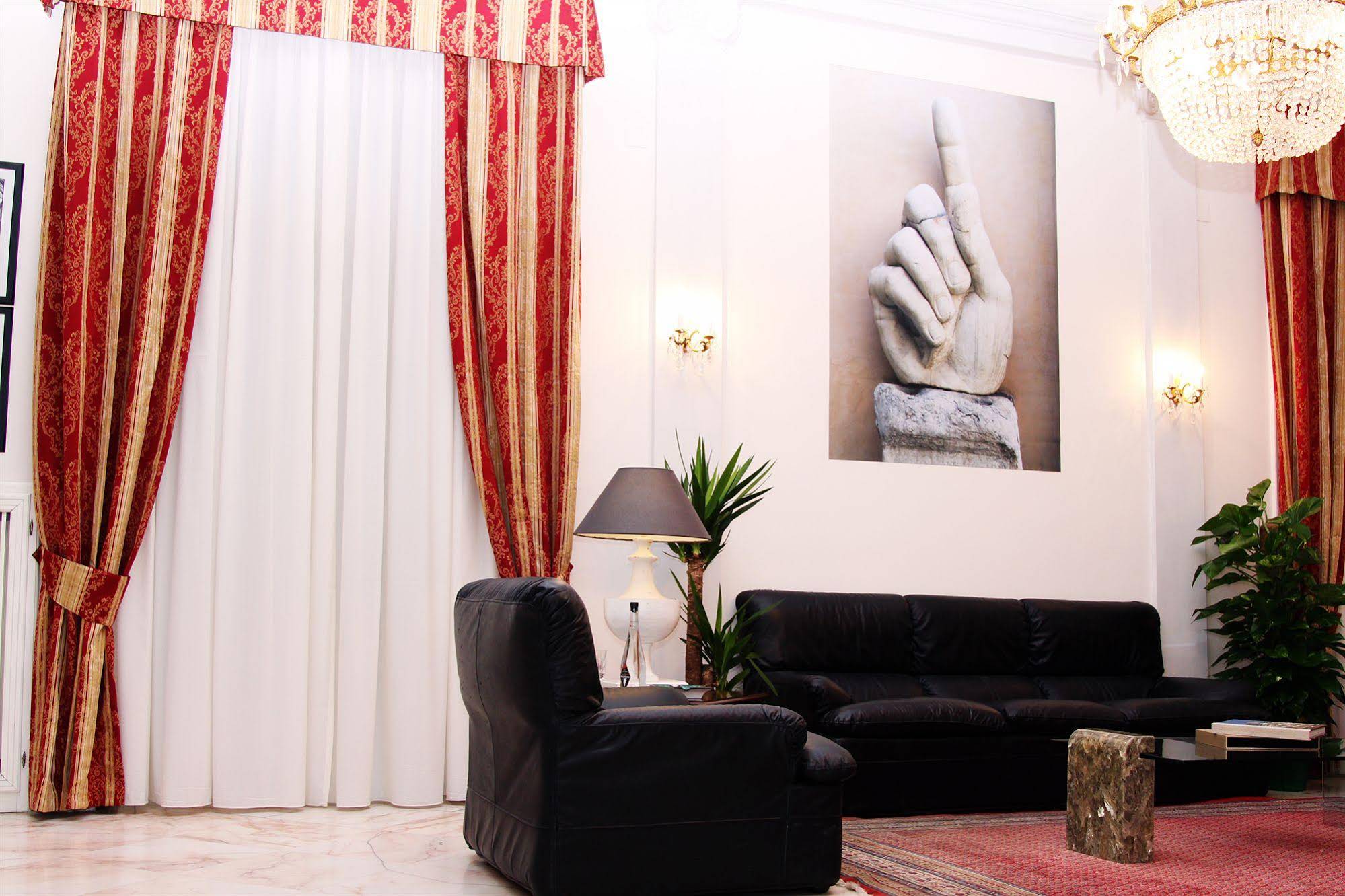 Palazzo Magnocavallo B&B