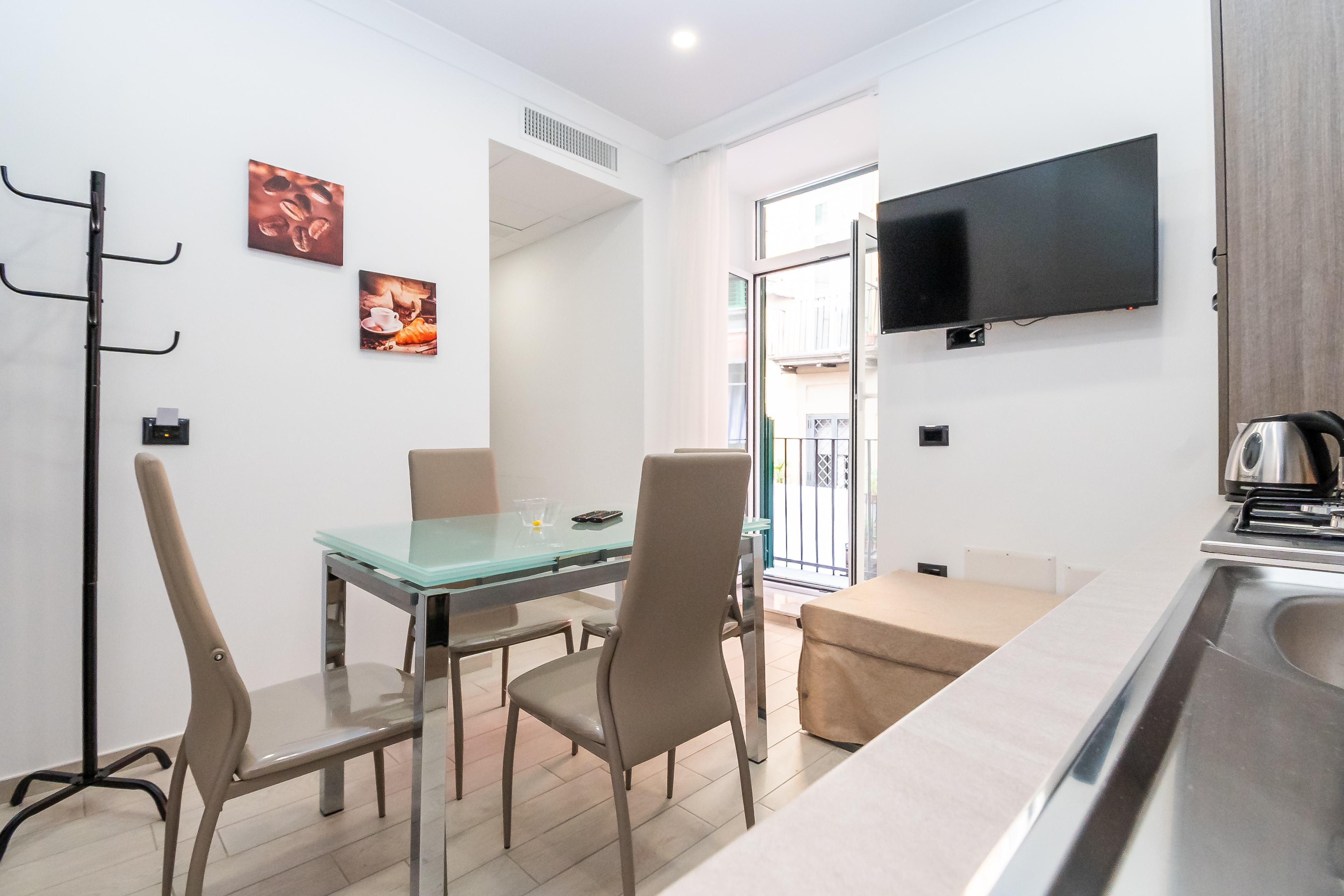 Palazzo Settembrini 49 Apartments