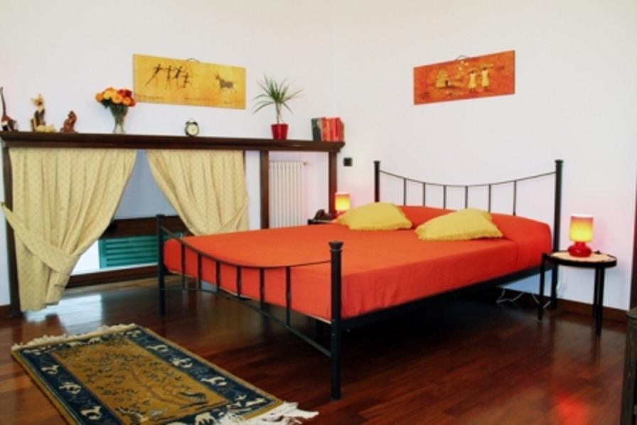 B&D Boutique Napoli Colors