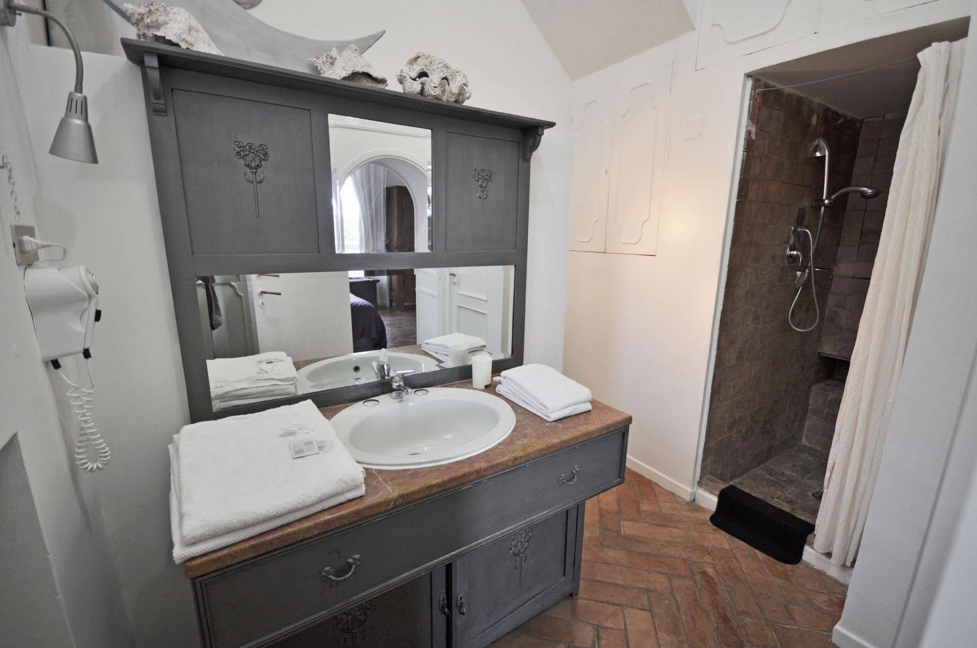 Residenza Le Rose Villa d’Arte