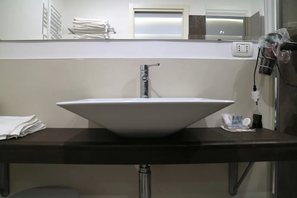 Riviera Luxury Suites