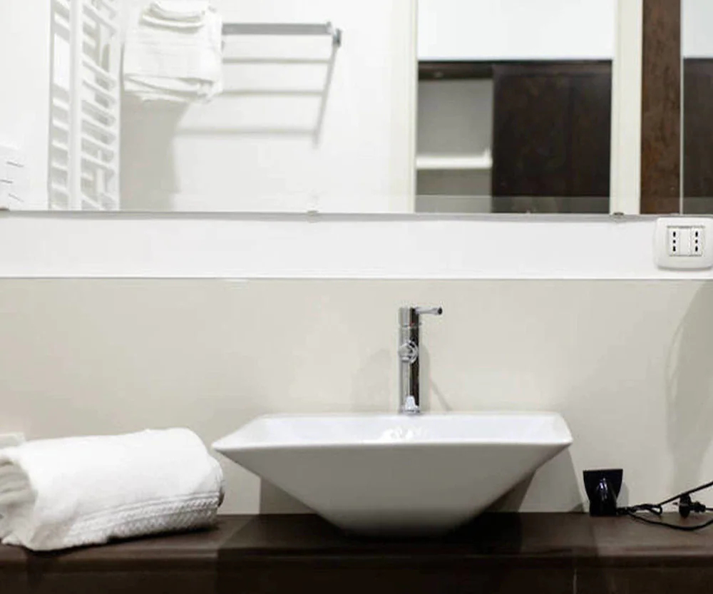 Riviera Luxury Suites