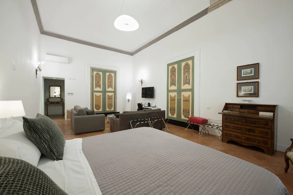 Santa Chiara Boutique Hotel