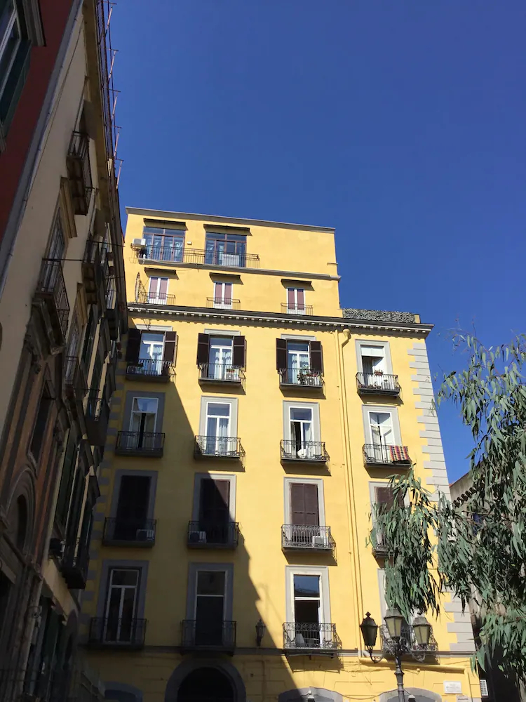 Santa Maria La Nova 21 B&B