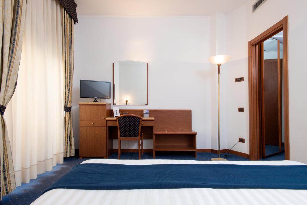 LHP Napoli Palace & SPA