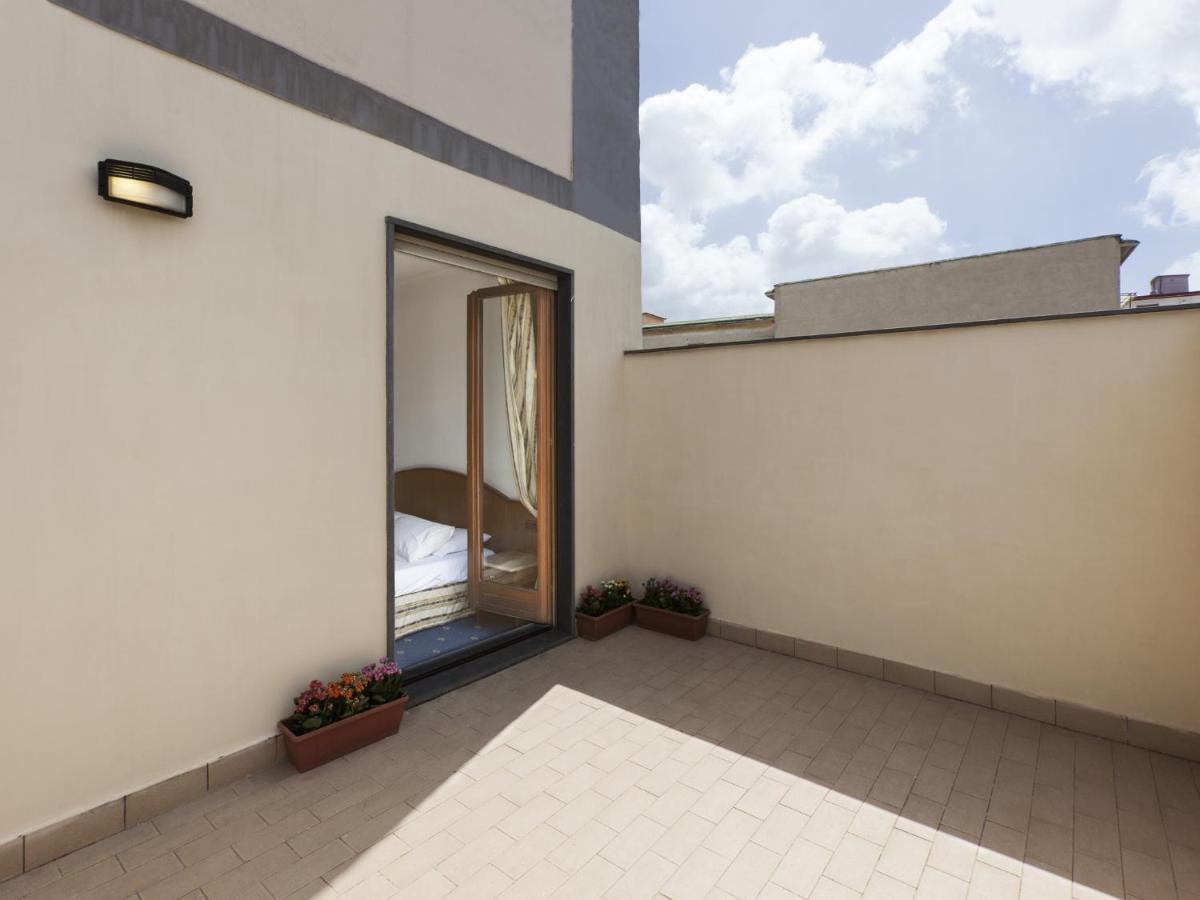 LHP Napoli Palace & SPA