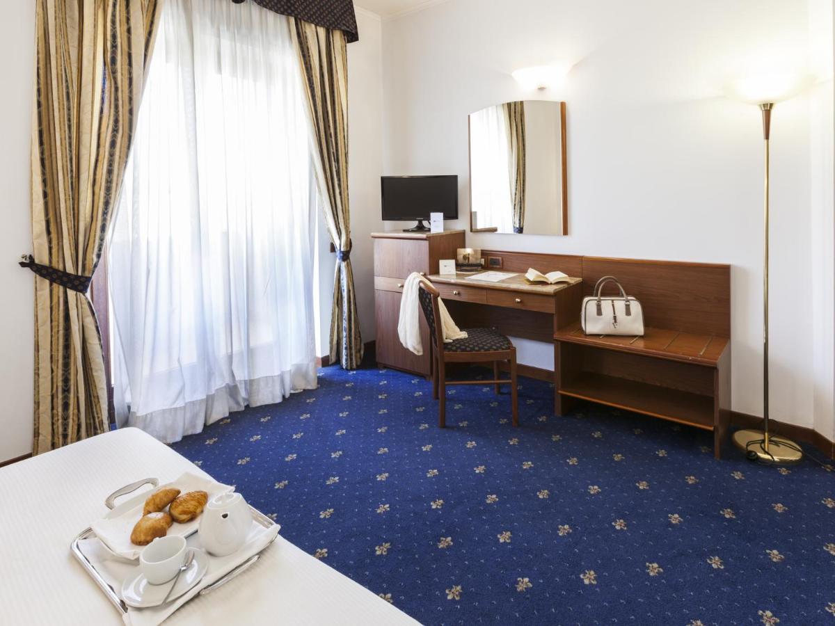 LHP Napoli Palace & SPA