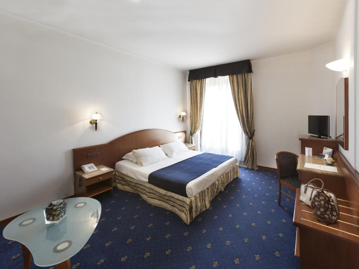 LHP Napoli Palace & SPA