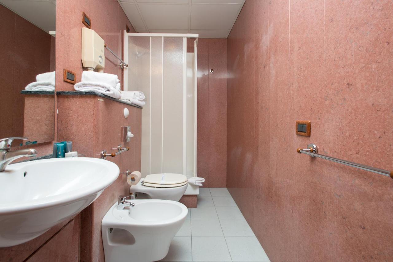 LHP Napoli Palace & SPA