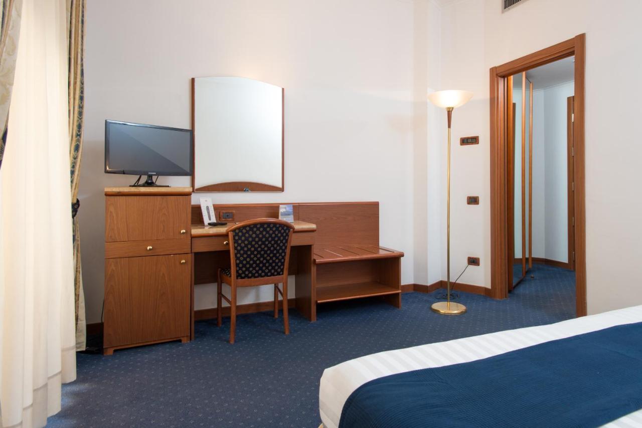 LHP Napoli Palace & SPA