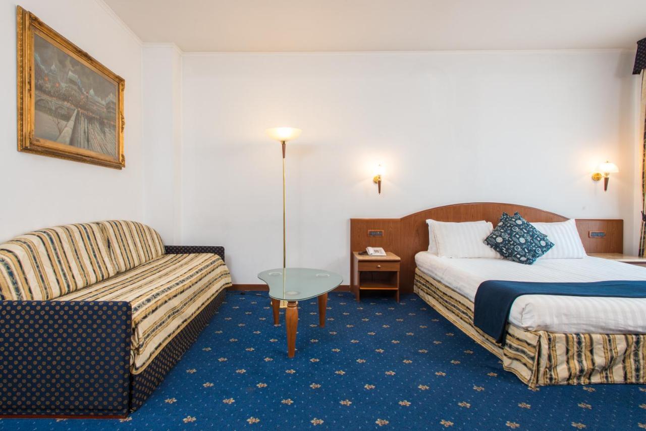 LHP Napoli Palace & SPA