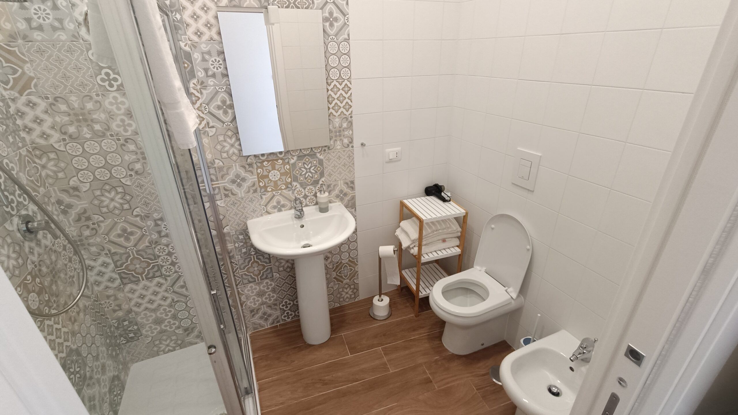 Terminal 1 Guest House