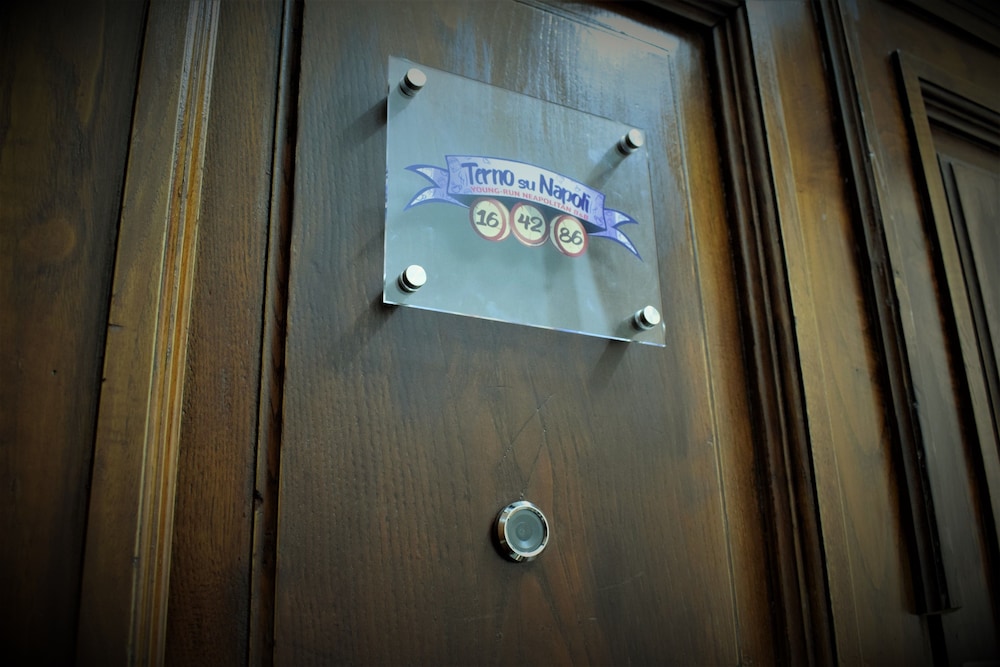 Terno Su Napoli B&B