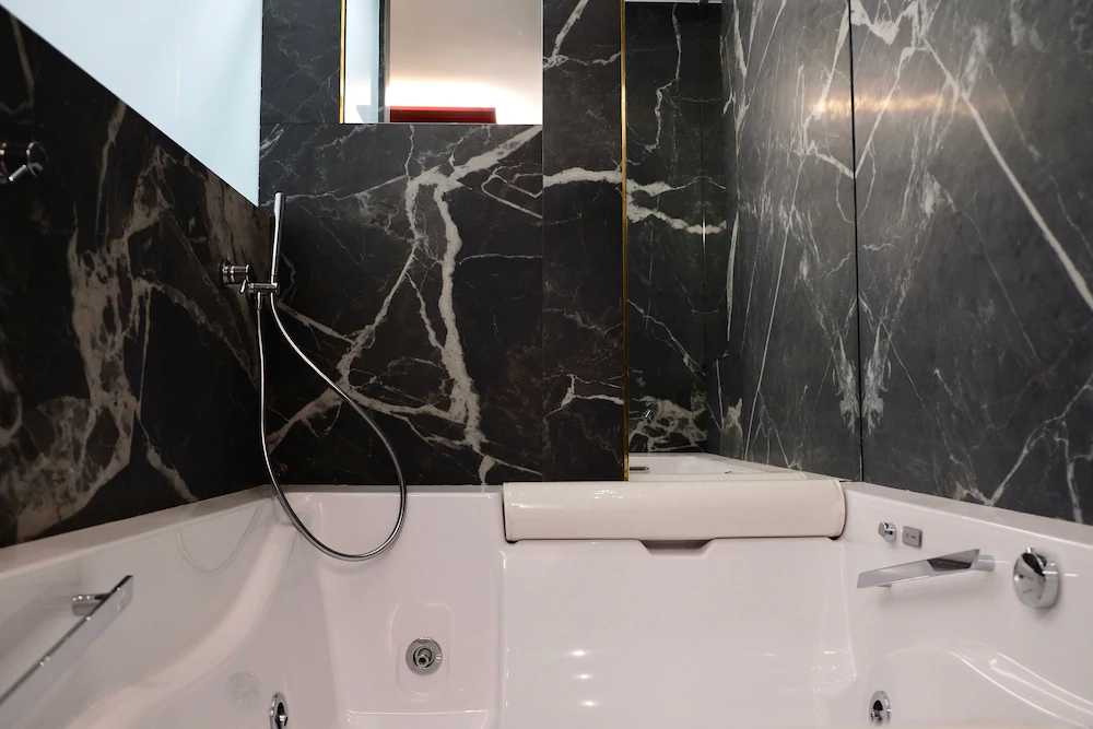 The Boutique Napoli Suite