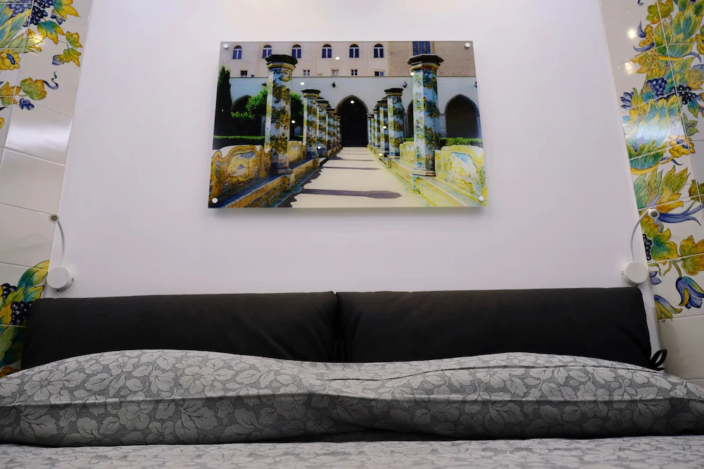 The Boutique Napoli Suite