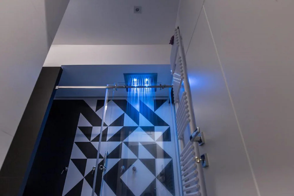 The Boutique Napoli Suite