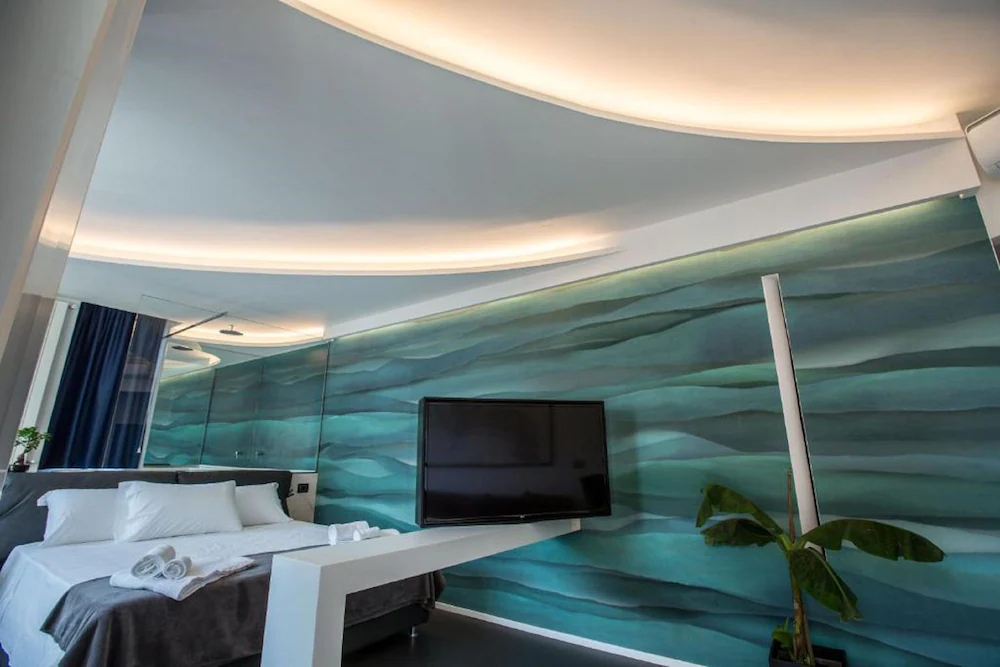 The Boutique Napoli Suite