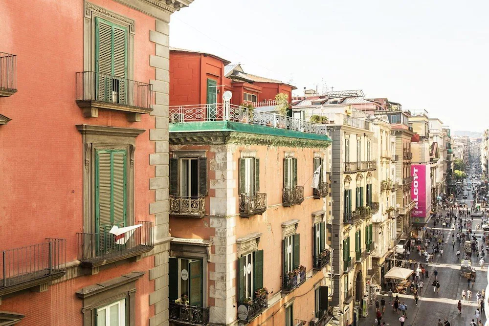The Boutique Napoli Suite