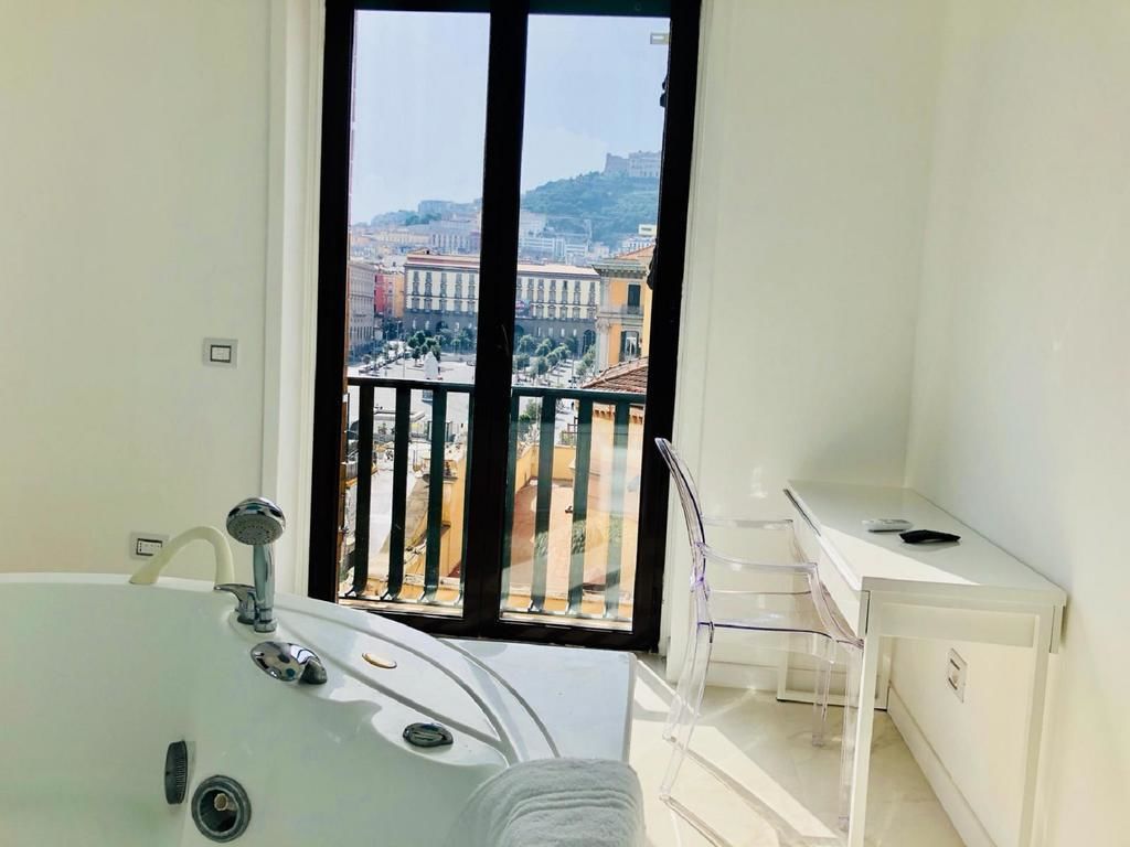 Tiffany's Boutique Suites & Residence