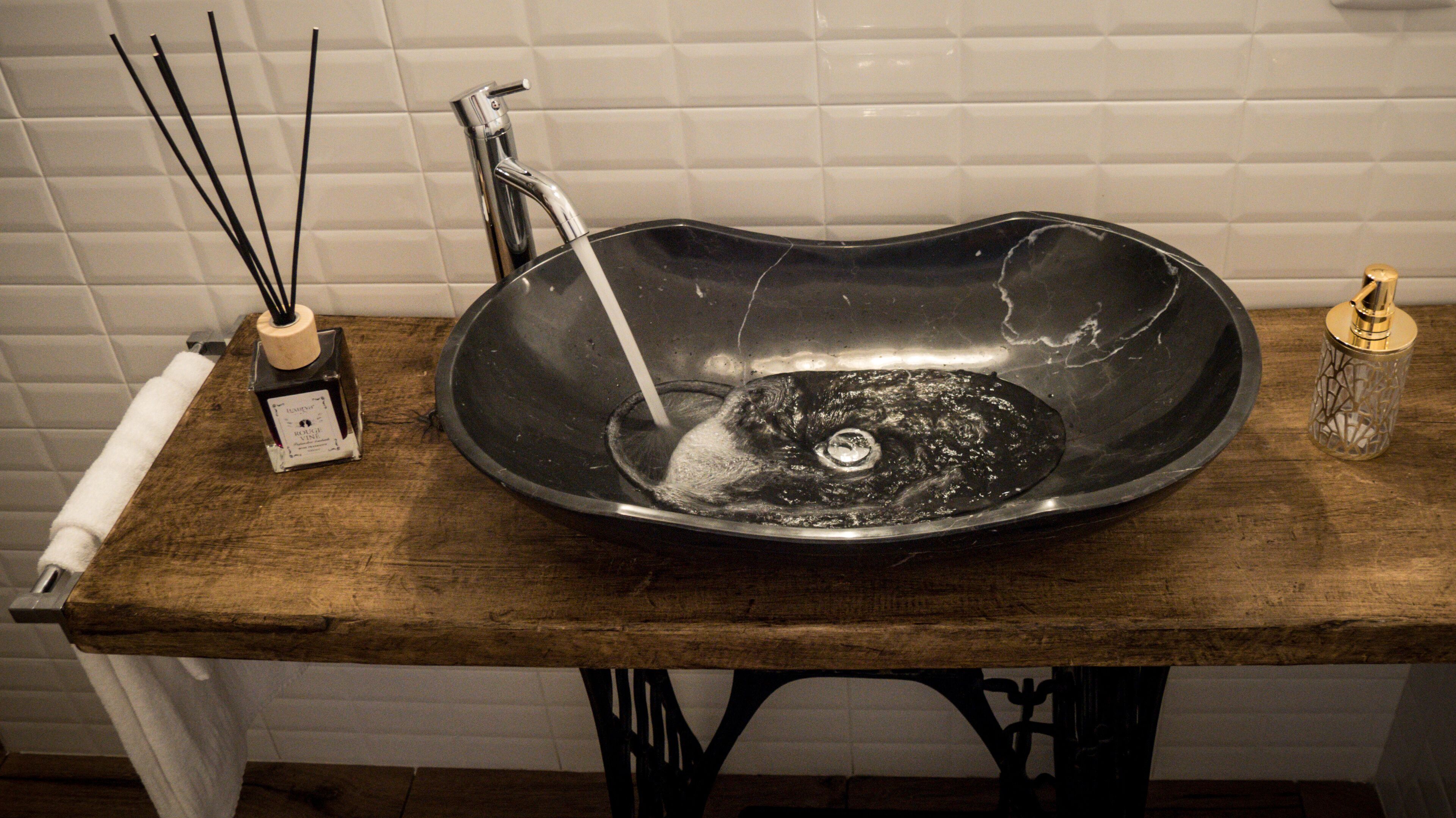 Toledo Class - B&B Naples