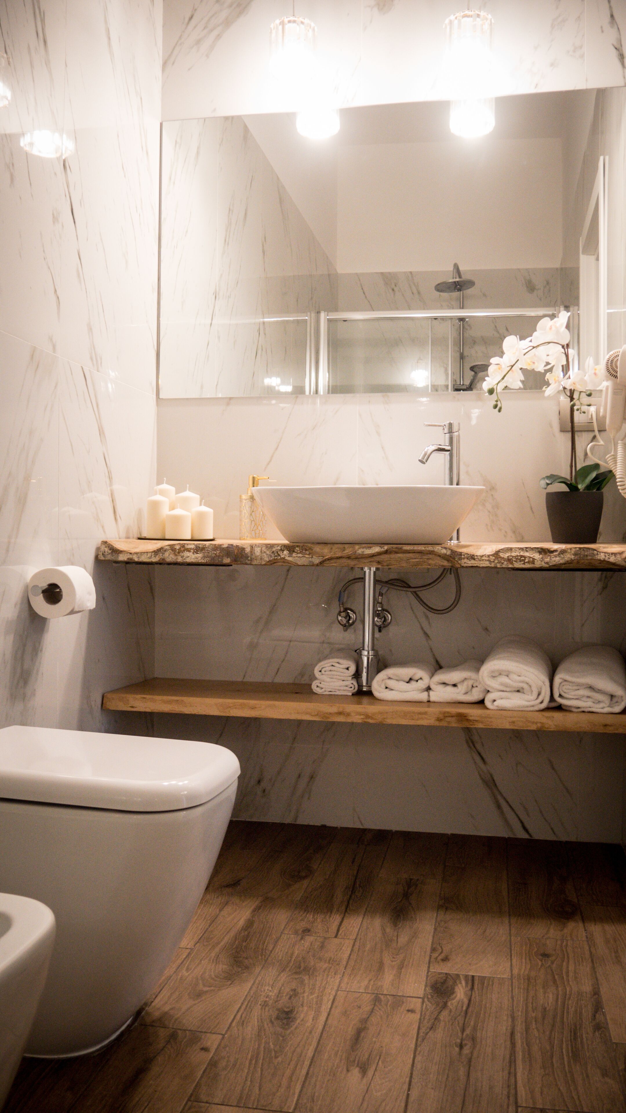 Toledo Class - B&B Naples