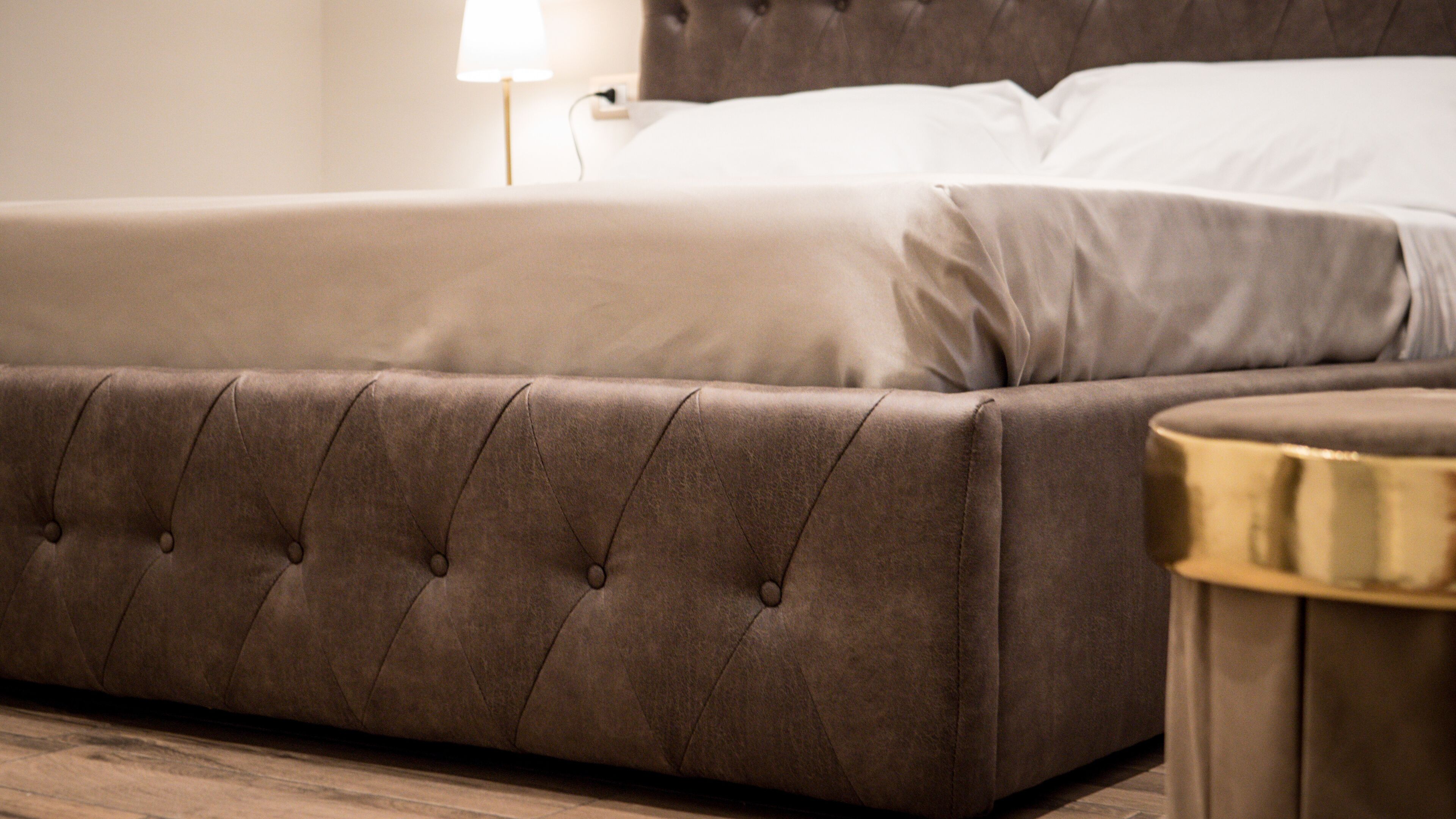 Toledo Class - B&B Naples